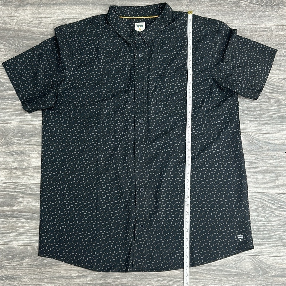 Voyager button down size XXL - Picture 3 of 8